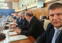 Lucrătorii din primării: NU reformei lui Bolojan, făcută pe spinarea noastră Lucrătorii din primării: NU reformei lui Bolojan, făcută pe spinarea noastră